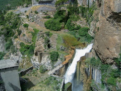 2053_Presa_de_la_Pena_Huesca_Spain.jpg