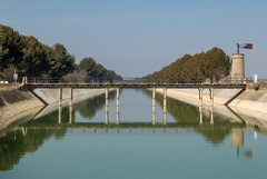 4238_Canal_de_Monegros_Huesca_Spain.jpg